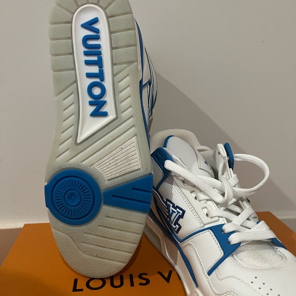 Louis Vuitton Trainer Azur - Picture 9 of 11